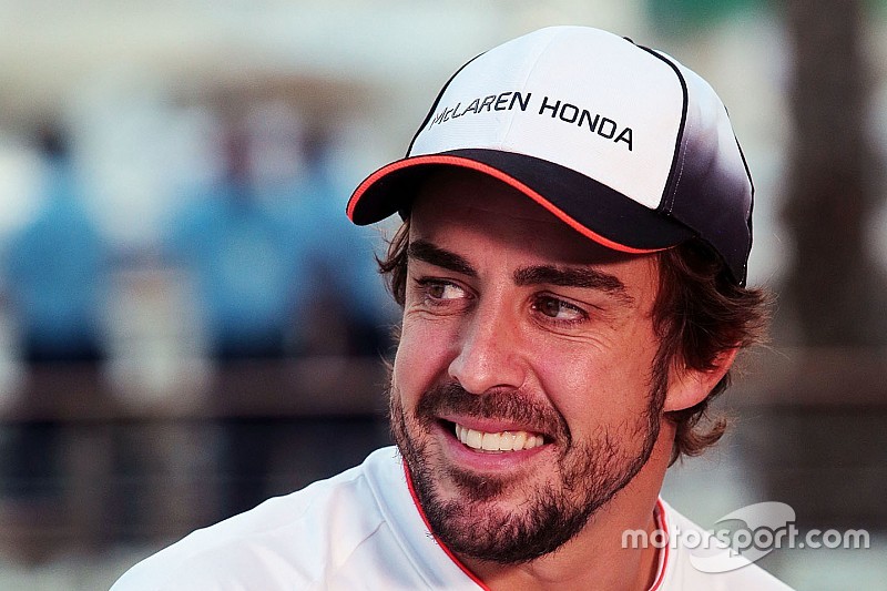 Bantah rumor pindah ke WEC, Alonso ingin fokus 100 persen di F1