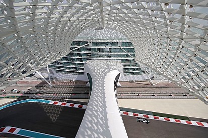 GP Abu Dhabi: Hamilton ungguli Rosberg di sesi pembuka