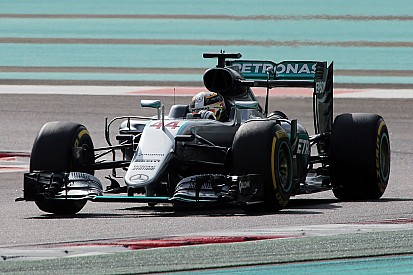 GP Abu Dhabi: Hamilton tercepat, Vettel alami masalah girboks di FP2