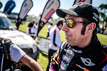 Overdrive Toyota iki kez dakar galibi Nani Roma ile anlaştı