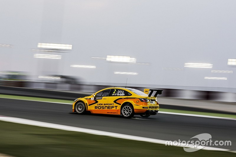 Course 1 – Tarquini offre des adieux en beauté à Lada