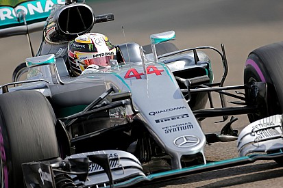 Hamilton: "Saya butuh posisi pole di Abu Dhabi"