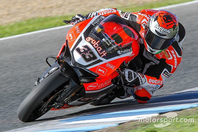 Melandri: "Sto sempre meglio sulla Ducati. Devo migliorare sul giro secco"