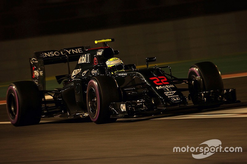 【F1アブダビGP】バトン、”最後の予選”を堪能。「12番グリッドは悪くない場所」