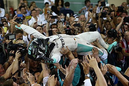 Formel-1-Weltmeister 2016: So feiert Nico Rosberg