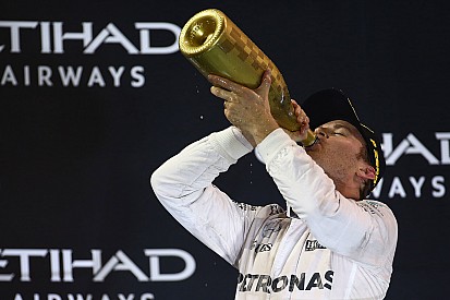 Campeão, Rosberg revela alívio: “estou feliz que terminou”