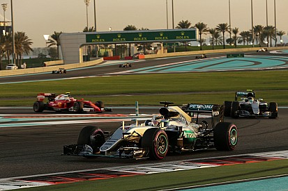 Mercedes: Hamilton'ın isyanı yarışları yeniden düşünmemize neden olabilir