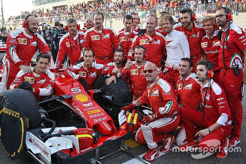 Sebastian Vettel, Ferrari SF16-H sur la grille