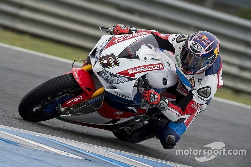 Stefan Bradl a commencé à prendre ses marques en Superbike