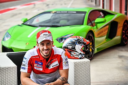 Dovizioso compite en las Lamborghini World Finals de Cheste