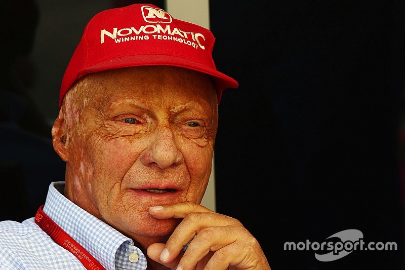 Lauda: "Si è offerta praticamente mezza F.1 per sostituire Nico!"