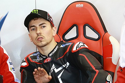 Lucchinelli: "Lorenzo vincerà al debutto con la Ducati in Qatar!"