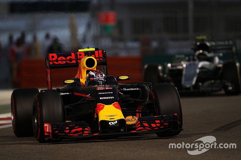 Red Bull "convaincu" de se battre pour les deux titres en 2017