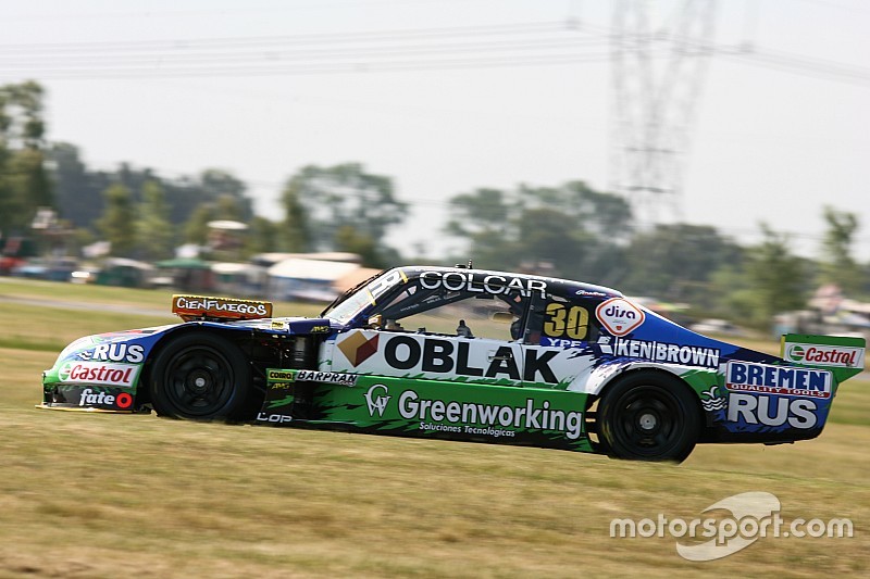Mazzacane hizo la pole y Rossi sacó ventaja