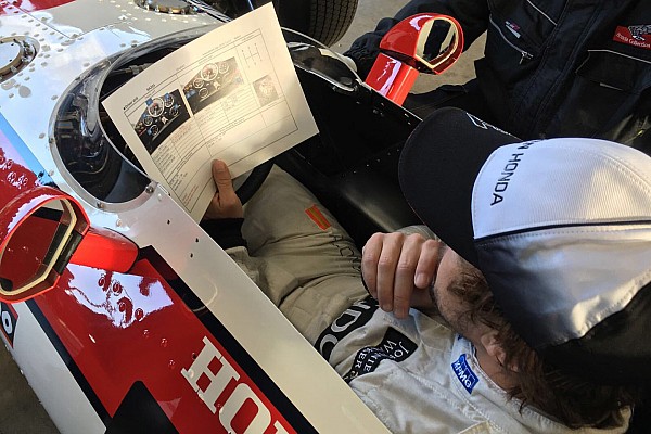 Alonso ante los aficionados de Honda: "Volveré el año que viene"