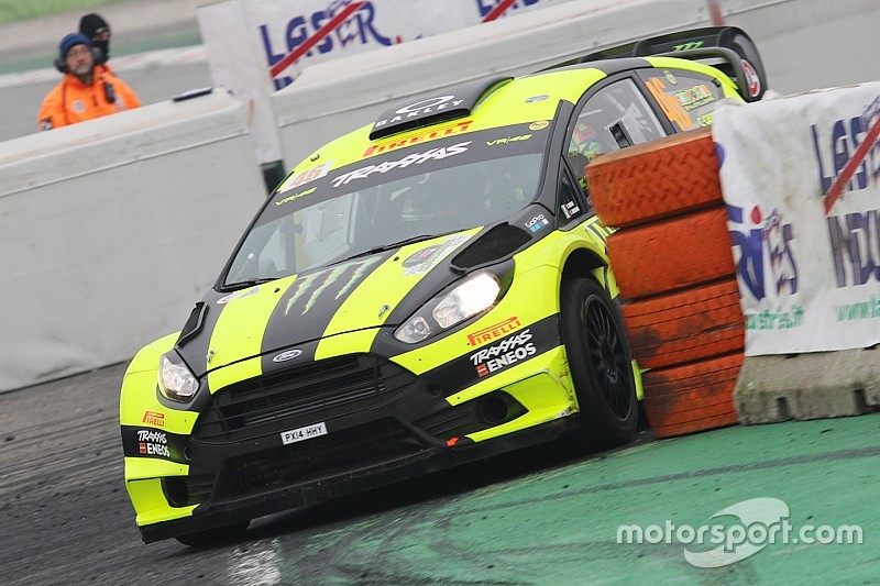 Valentino Rossi, Carlo Cassina, Ford Fiesta