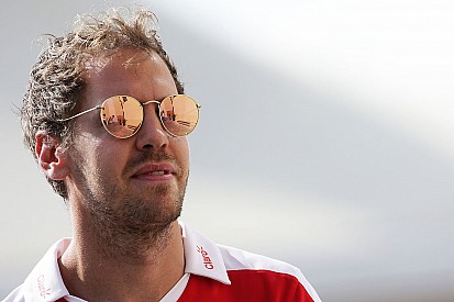 Vettel: "Ho un contratto con la Ferrari. La mia posizione è chiara"