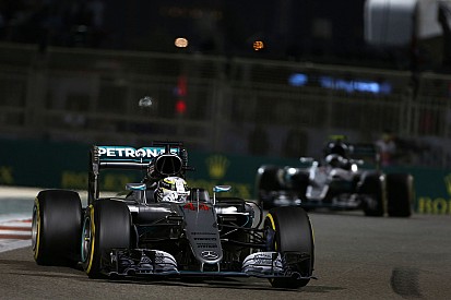 Mercedes: "tudo bem" com tática de Hamilton em Abu Dhabi