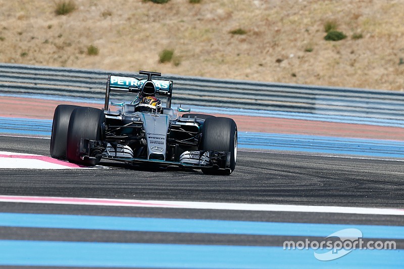 Pascal Wehrlein, Mercedes AMG F1 W06 Hybrid avec des pneus Pirelli 2017