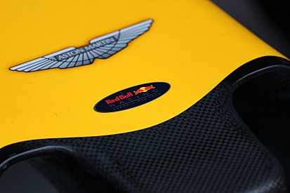 Aston Martin estende acordo com Red Bull na F1