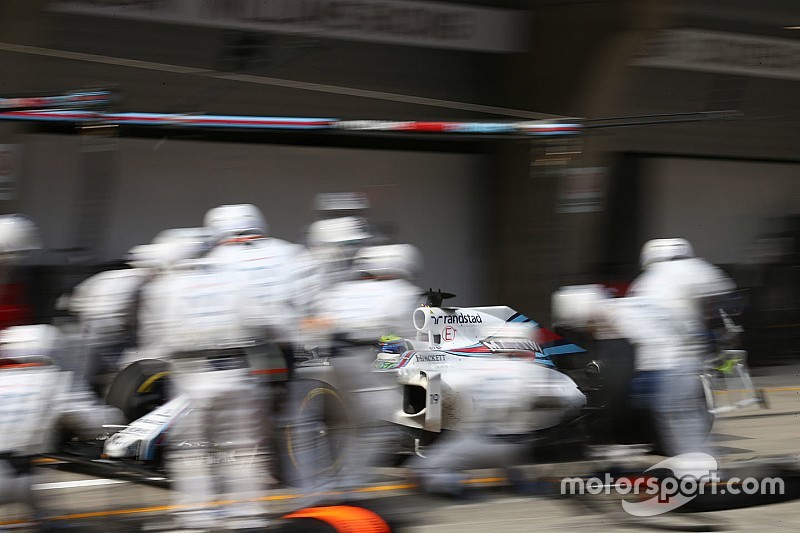 GALERÍA: Los reyes de las paradas en pits de la F1 en 2016
