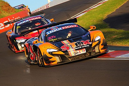 12h Bathurst 2017 mit fast 60 Fahrzeugen
