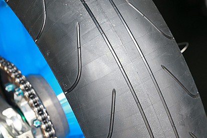 La MotoGP elimina le gomme intermedie dalla stagione 2017
