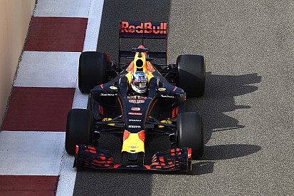 Ricciardo verwelkomt fysiek zwaardere Formule 1: "Het wordt uitdagend"