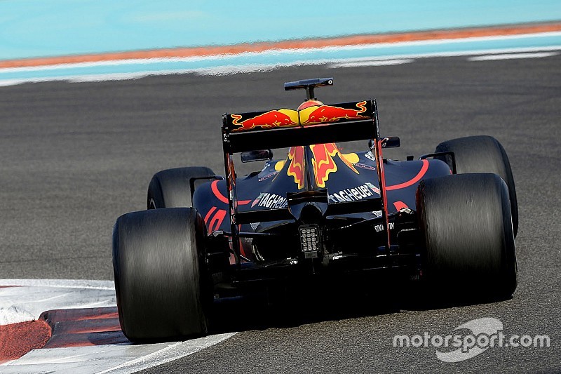 Pirelli probó 96 prototipos hasta dar con el neumático de 2017