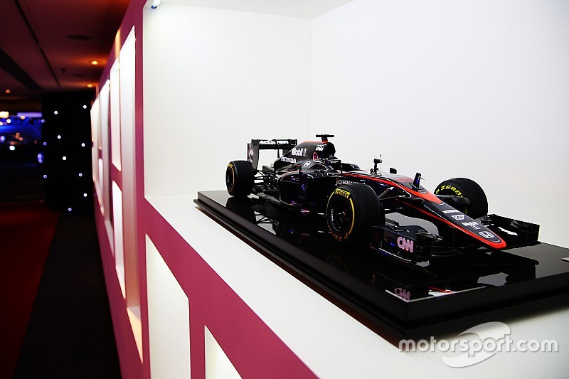 A 2017-es McLaren futurisztikus és nagyon agresszív kinézetet kapott