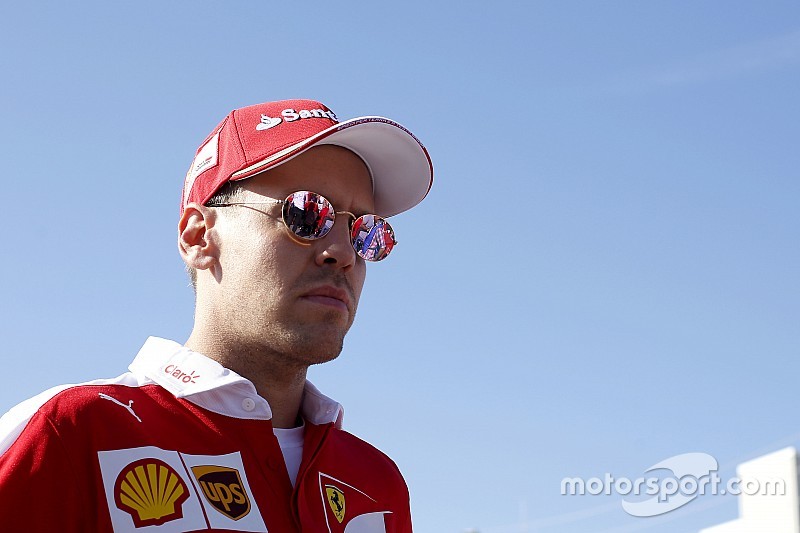 Sebastian Vettel sigue en la mente de Mercedes, <b>Toto Wolff</b>