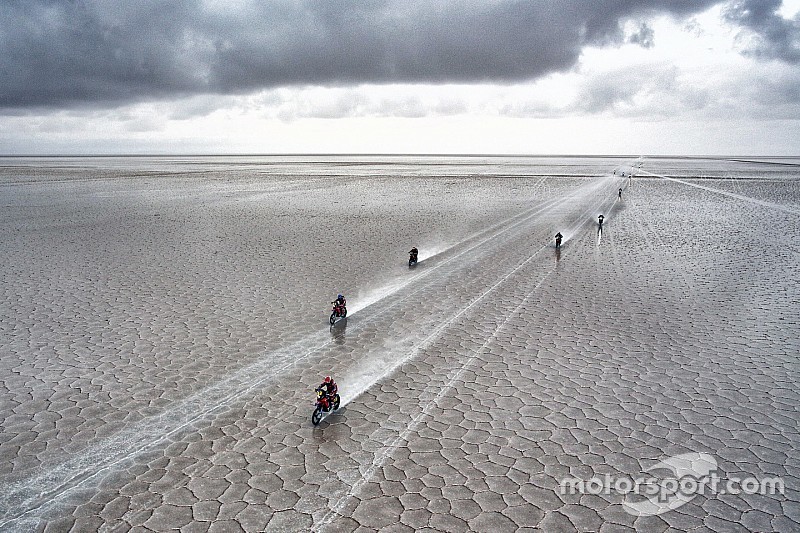 El Dakar se autoabastecerá de agua en Bolivia debido a una intensa sequía