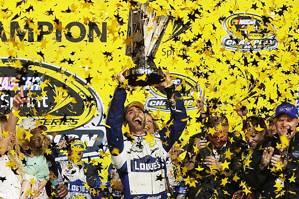 Top de historias 2016, #9: Jimmie Johnson logra su séptimo campeonato