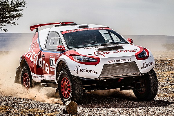 Así es el coche eléctrico que va por el Dakar 