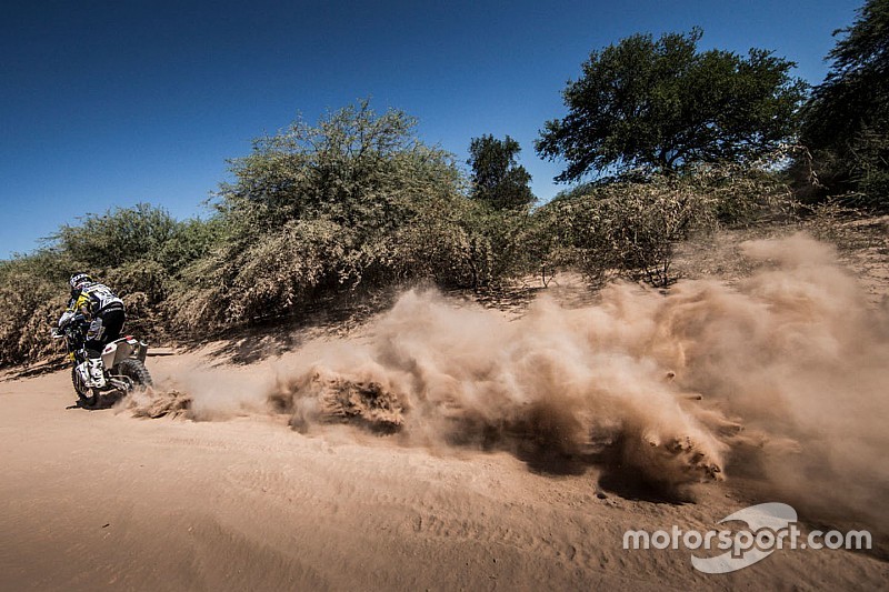 Las primeras 48 horas del Dakar se cobran 24 abandonos