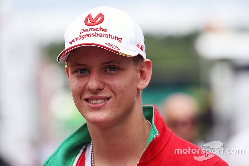 Ecclestone zou Mick Schumacher graag in Formule 1 zien komen