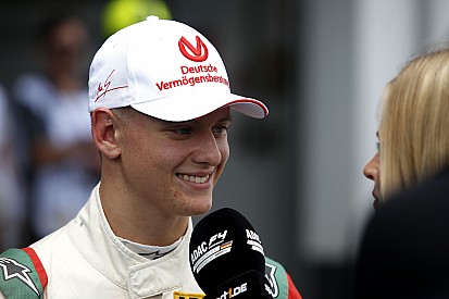 Ecclestone quer filho de Schumacher na F1 em breve