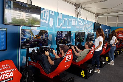 Simracers strijden om prijzenpot van 1 miljoen