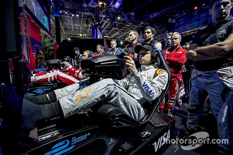 Bono Huis siegt im virtuellen Formel-E-Rennen in Las Vegas