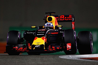 Ricciardo: "Le auto del 2017 richiedono una maggiore preparazione fisica"