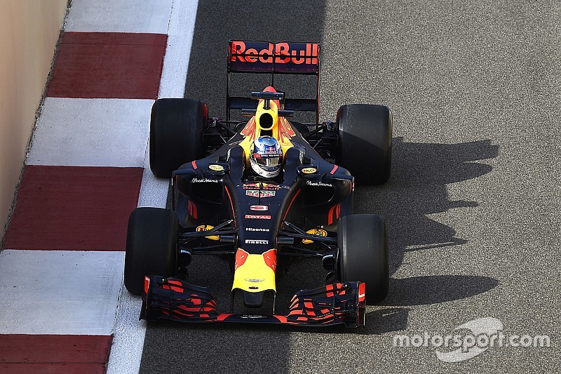 Ricciardo siap menghadapi tantangan fisik dari mobil F1 2017