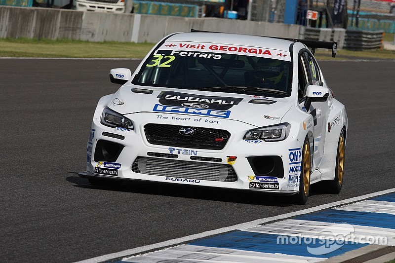Middle East, la Top Run presente a Dubai con la Subaru guidata da Ferrara