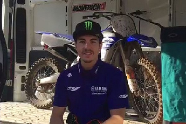 Primera imagen de Viñales con el color azul de Yamaha