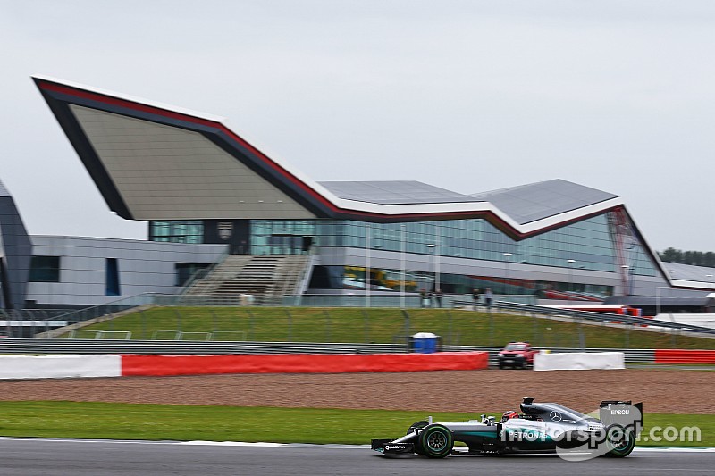 Esteban Ocon, pilote d'essais Mercedes AMG F1 W07 Hybrid