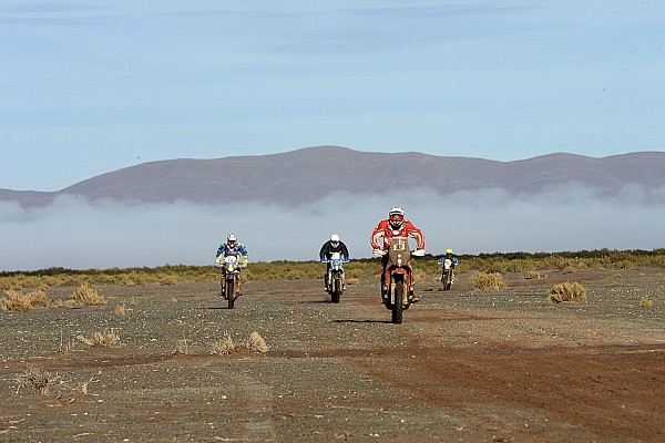 Dakar: i piloti moto stremati dopo il trasferimento a Chilecito