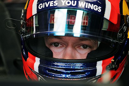 Chefe crê que Kvyat volta a melhor nível em 2017