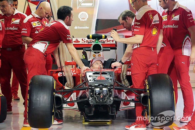 Marchionne - Ferrari "travaille sans relâche" à Maranello