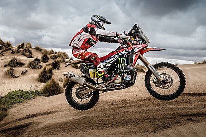 Dakar, Moto, Tappa 10: ancora Honda con Metge, Quintanilla si ritira!