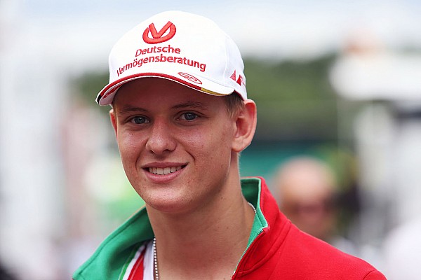 Schumacher seria recebido com "tapete vermelho" na Ferrari