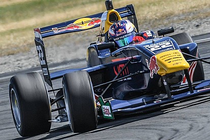 Richard Verschoor, jeune pilote Red Bull, prend la tête du TRS